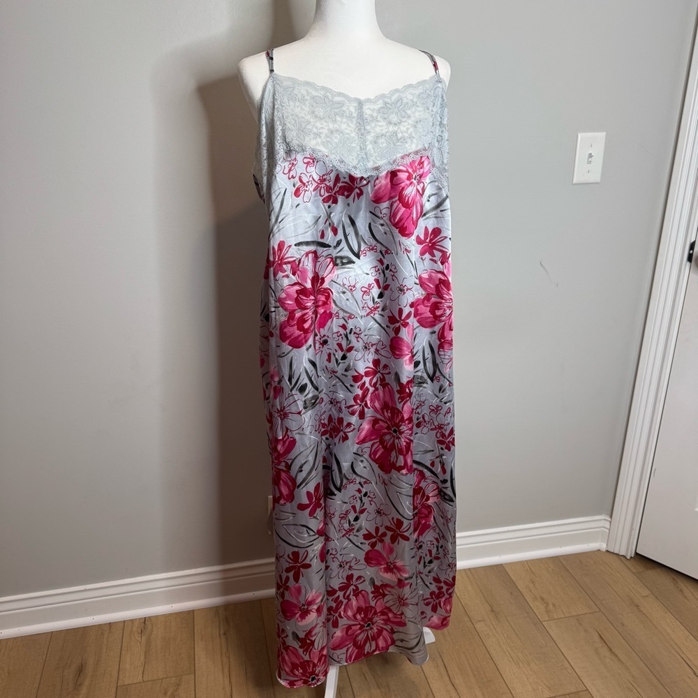 VTG Y2K Lace Trim Slip Dress Satin Floral Large Lingerie Nightgown Indie Grunge